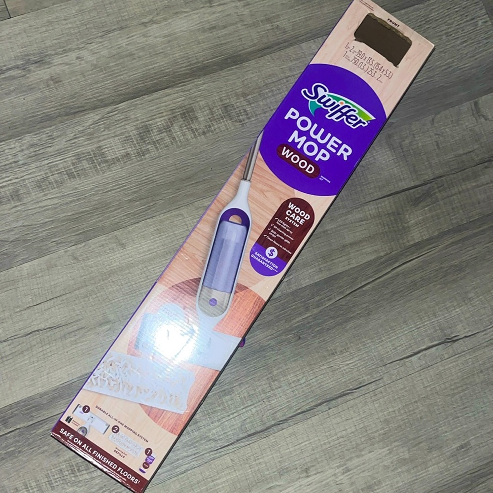 Swiffer Power Mop w/extra refill